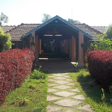 Stay Simple Riverdale Resort Hassan Exterior photo