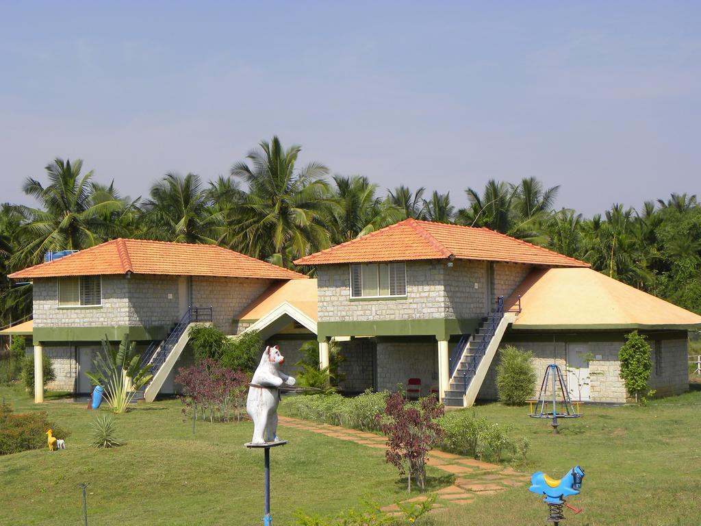 Stay Simple Riverdale Resort Hassan Exterior photo